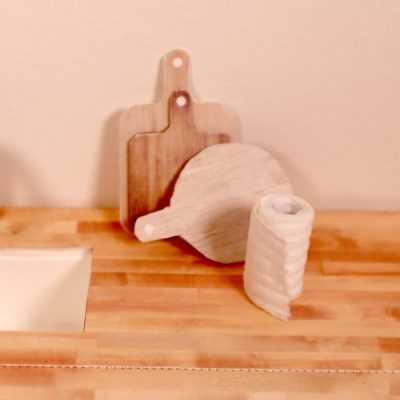 Free printable templates of miniature cutting boards and paper towel in 1/6th and 1/12th scales